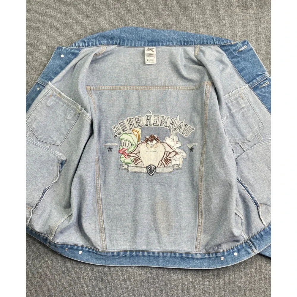 Warner Bros Denim Jacket Mens XL Blue Looney Tunes Embroidered Vintage Trucker